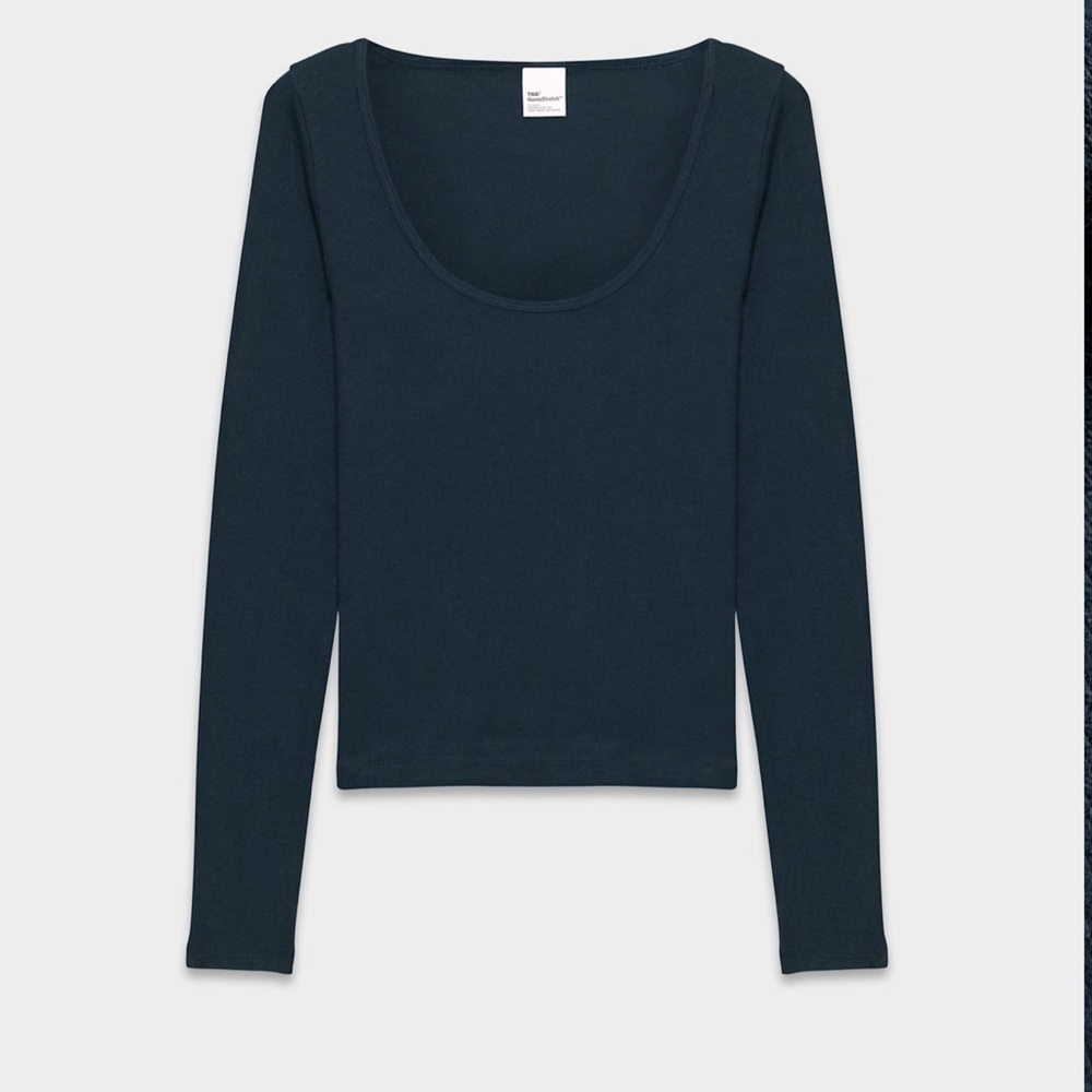 Aritzia TNA homestretch navy scoop neck Long Sleeve tee
